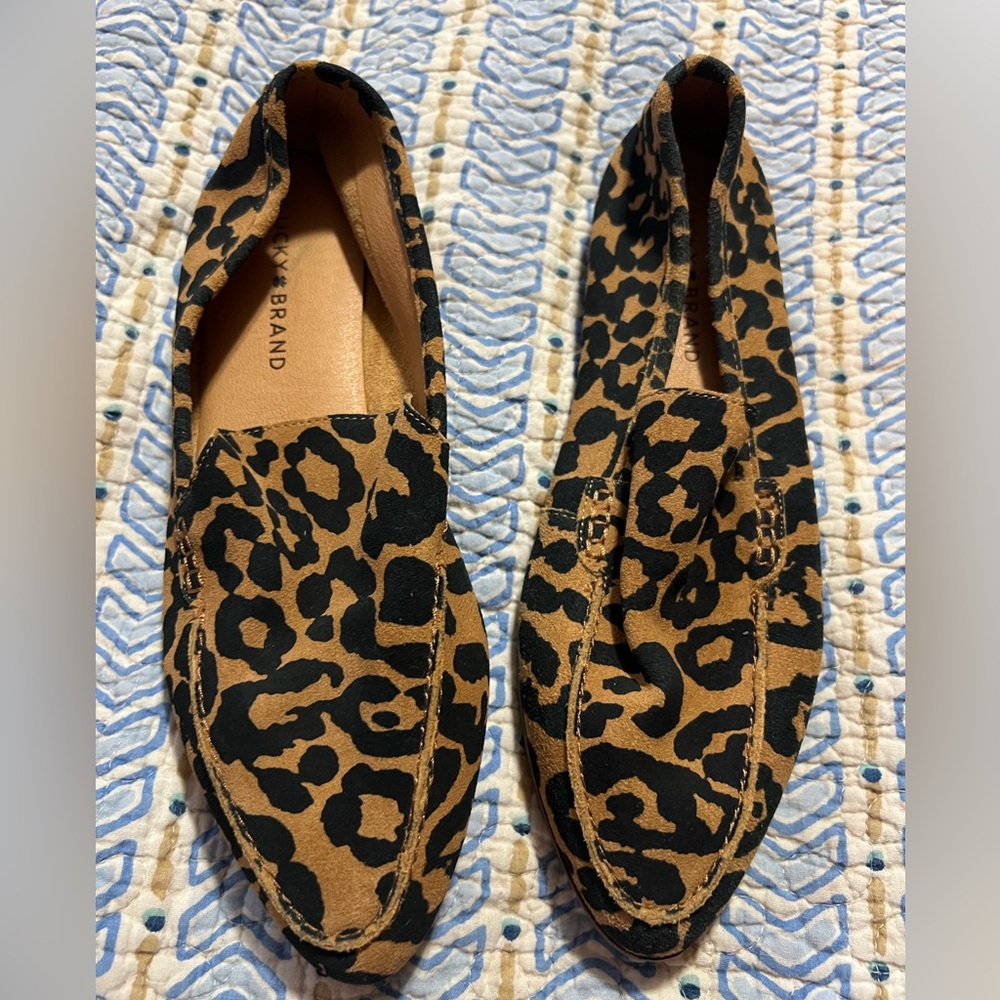 Lucky brand, leopard size 8